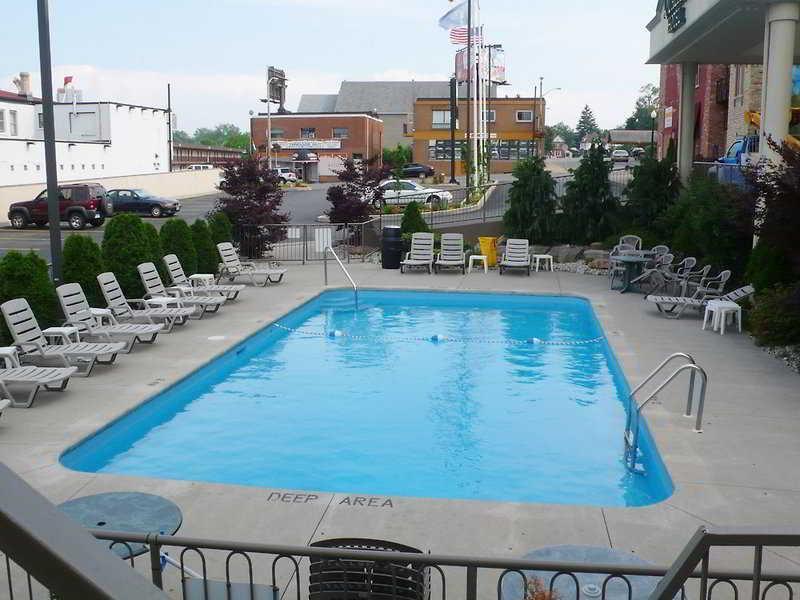 Niagara Plaza Hotel By Fairbridge Dış mekan fotoğraf